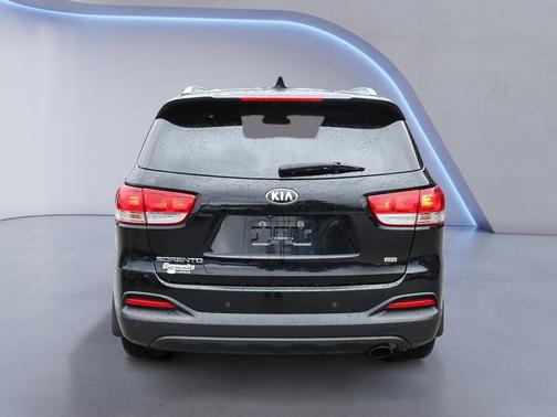 Ebony Black 2016 Kia Sorento LX
