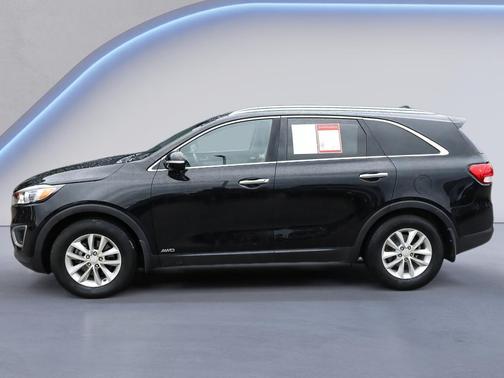 Ebony Black 2016 Kia Sorento LX