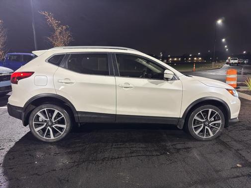 2018 Nissan Rogue Sport SL