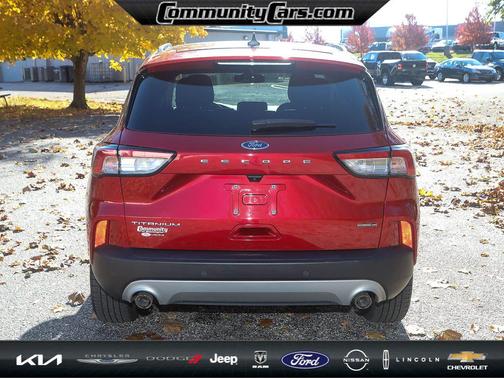 2020 Ford Escape Titanium