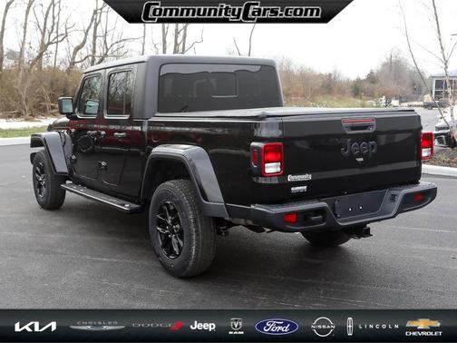 2023 Jeep Gladiator Sport S