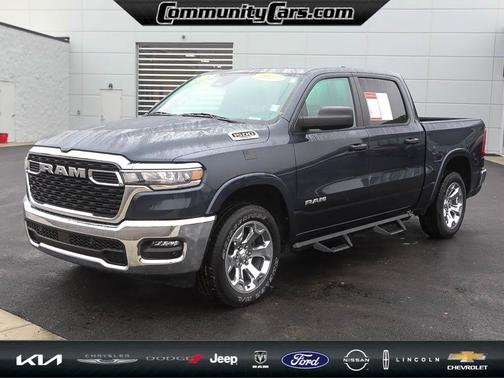 2025 RAM 1500 Big Horn/Lone Star