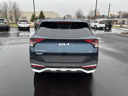 2024 Kia Sportage Hybrid EX