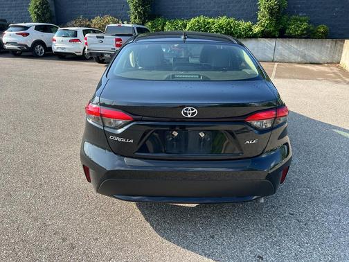 Black Sand Pearl 2021 Toyota Corolla XLE