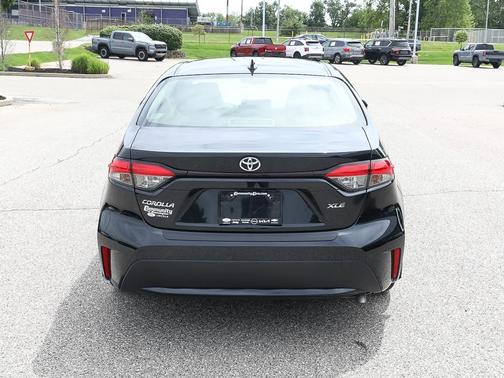 Black Sand Pearl 2021 Toyota Corolla XLE