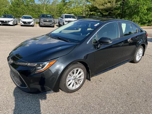 Black Sand Pearl 2021 Toyota Corolla XLE