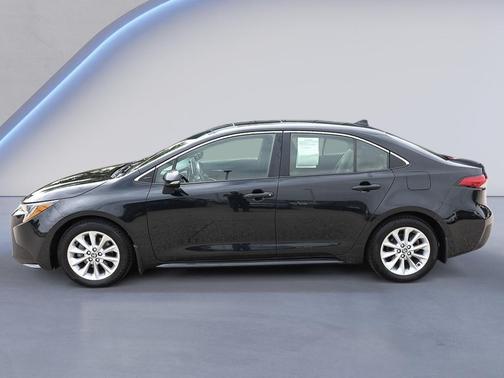 Black Sand Pearl 2021 Toyota Corolla XLE