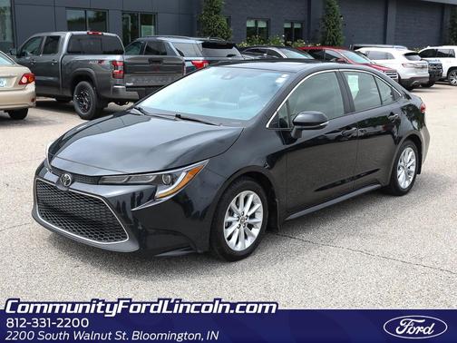 Black Sand Pearl 2021 Toyota Corolla XLE