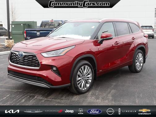 2023 Toyota Highlander Hybrid Platinum