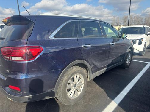 2020 Kia Sorento LX
