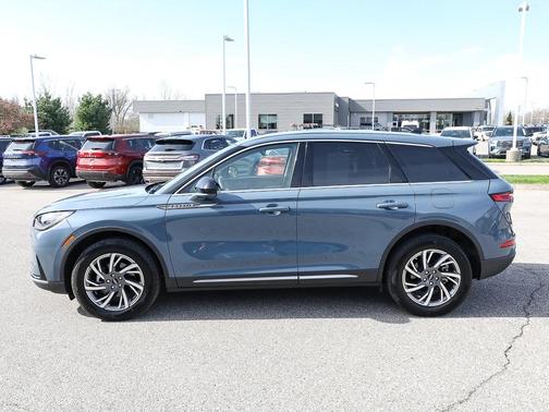 2023 Lincoln Corsair Standard