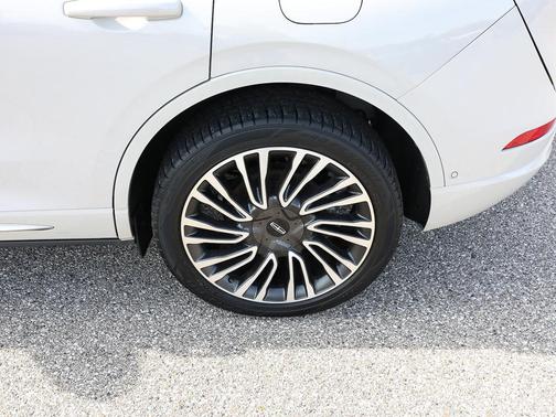 Ceramic Pearl 2020 Lincoln Corsair Reserve