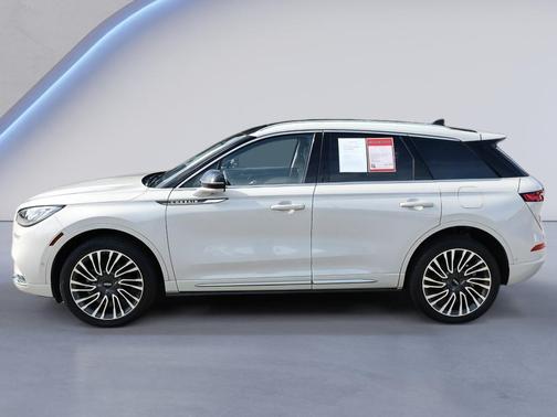 Ceramic Pearl 2020 Lincoln Corsair Reserve
