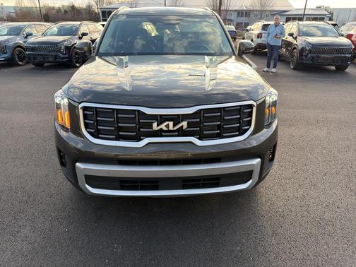 2024 Kia Telluride S