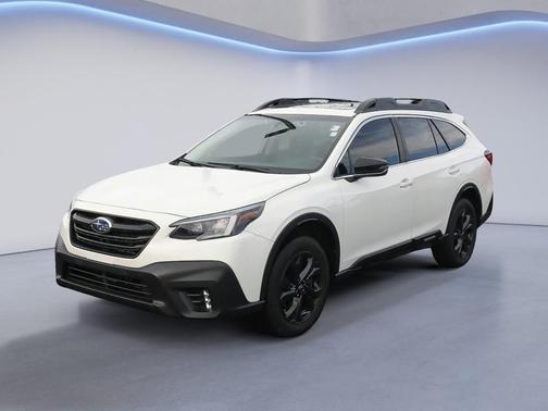 Crystal White Pearl 2022 Subaru Outback Onyx Edition XT