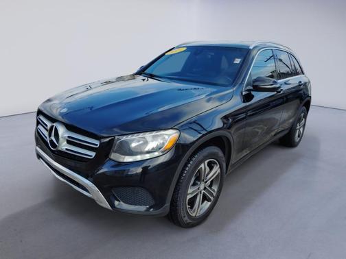 2017 Mercedes-Benz GLC 300 4MATIC