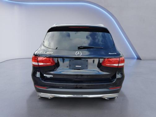 2017 Mercedes-Benz GLC 300 4MATIC