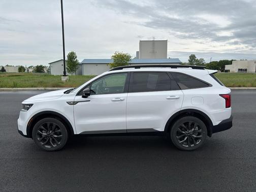 Glacial White Pearl 2022 Kia Sorento SX
