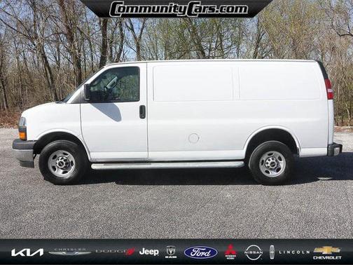 2022 GMC Savana 2500 Work Van