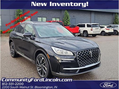 Infinite Black Metallic Clearcoat 2024 Lincoln Corsair Reserve