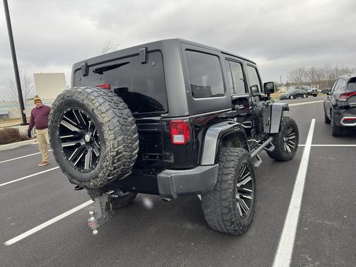 2016 Jeep Wrangler Unlimited Sahara