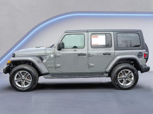 2023 Jeep Wrangler 4-Door Sahara 4x4