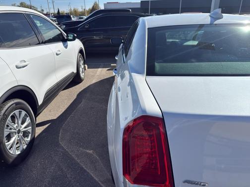 2015 Chrysler 300C Platinum