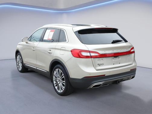 Palladium White Gold Metallic 2017 Lincoln MKX Reserve