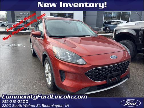 2020 Ford Escape SE