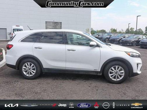 2019 Kia Sorento LX