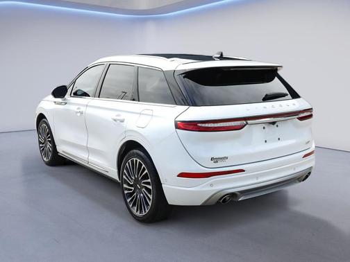 Pristine White 2020 Lincoln Corsair Reserve