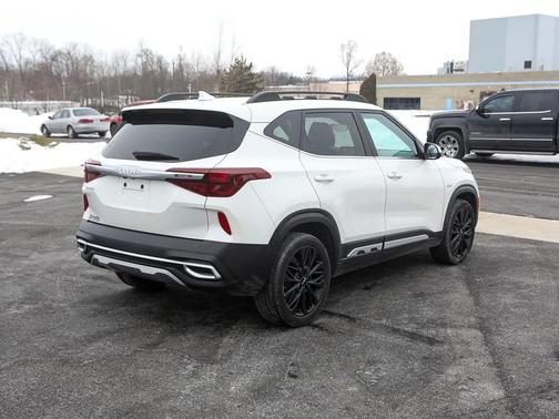 2023 Kia Seltos Nightfall Edition