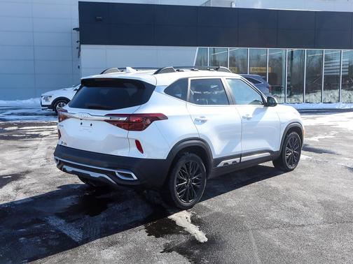 2023 Kia Seltos Nightfall Edition