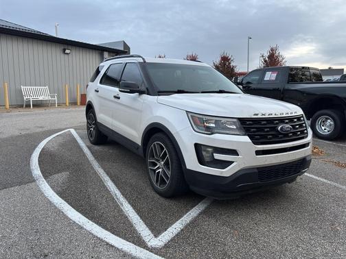 2016 Ford Explorer Sport