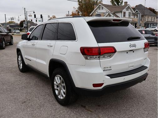 2021 Jeep Grand Cherokee Laredo