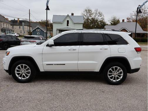 2021 Jeep Grand Cherokee Laredo