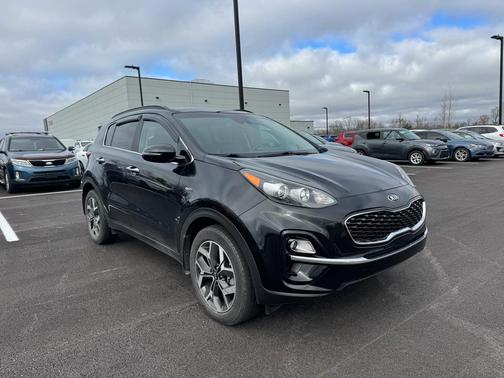2022 Kia Sportage EX