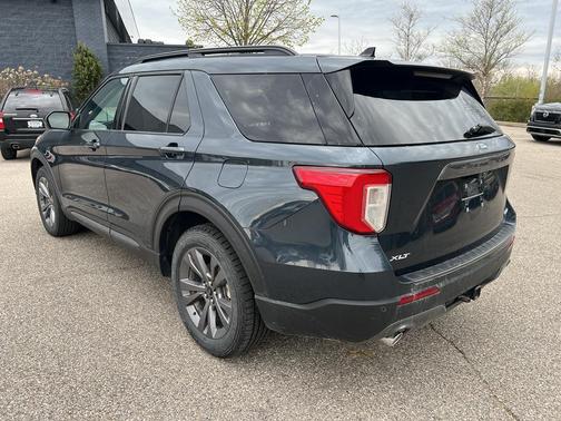 Stone Blue Metallic 2023 Ford Explorer XLT