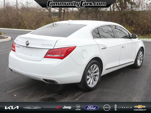 2016 Buick LaCrosse Base
