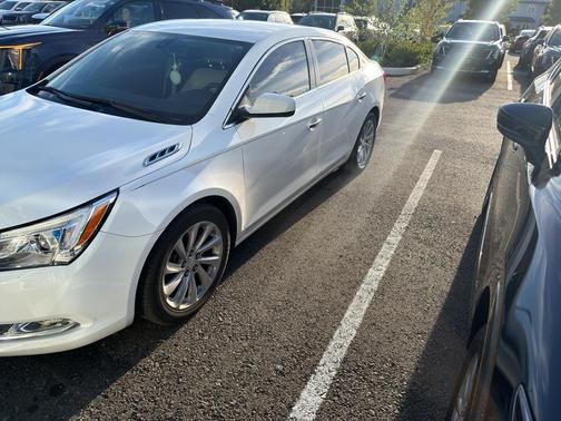 2016 Buick LaCrosse Base