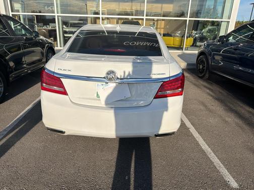 2016 Buick LaCrosse Base