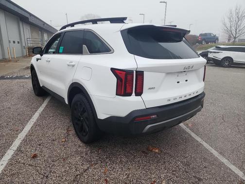2022 Kia Sorento S