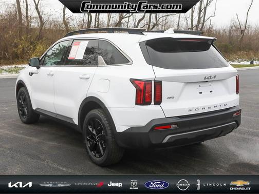 2022 Kia Sorento S
