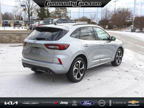 2023 Ford Escape ST-Line Select
