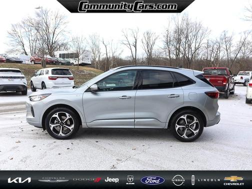 2023 Ford Escape ST-Line Select