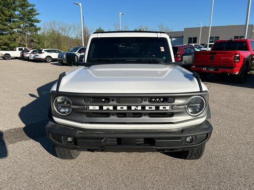 Oxford White 2024 Ford Bronco Big Bend