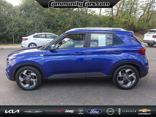2022 Hyundai VENUE Limited