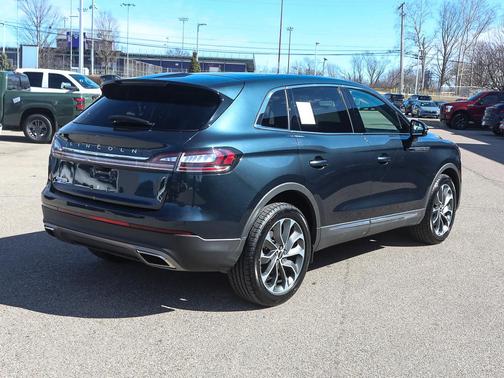 2023 Lincoln Nautilus Reserve