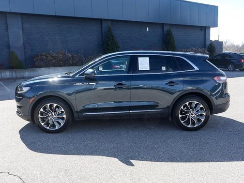 2023 Lincoln Nautilus Reserve