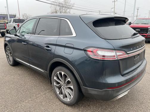 2023 Lincoln Nautilus Reserve